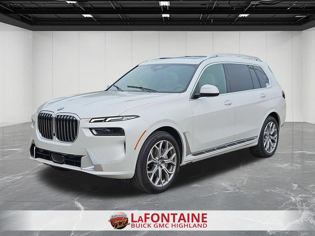 2023 BMW X7 xDrive40i Image 1 of 34