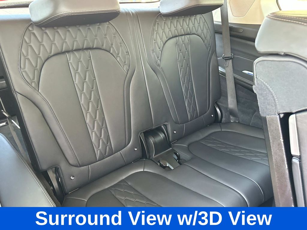 Vehicle image 22 of 29