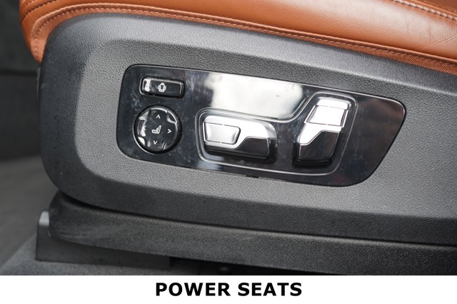 Vehicle image 14 of 28