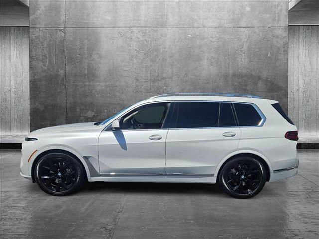 Vehicle image 8 of 25