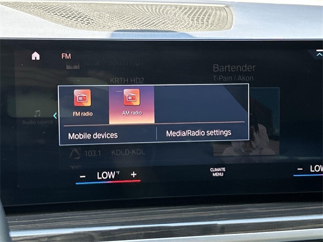 Vehicle image 23 of 39