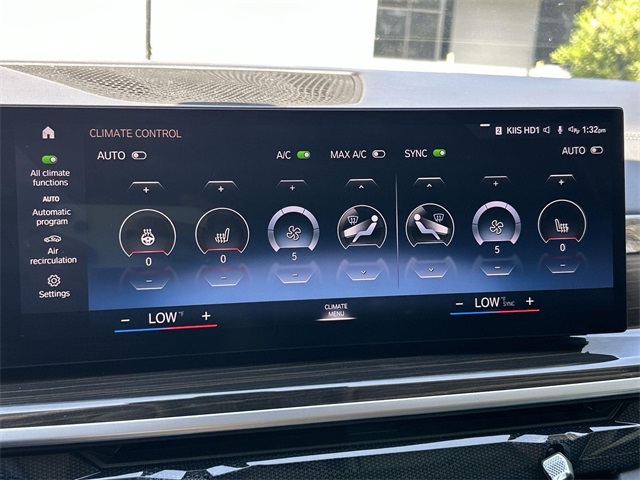 Vehicle image 20 of 39