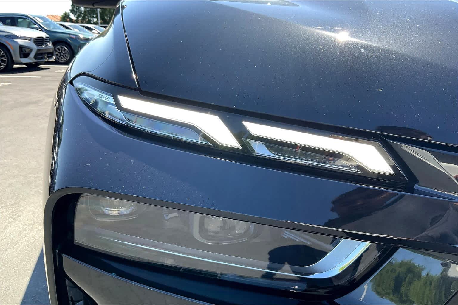Vehicle image 29 of 37