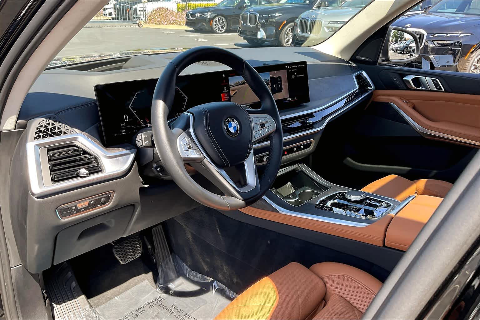 Vehicle image 14 of 37