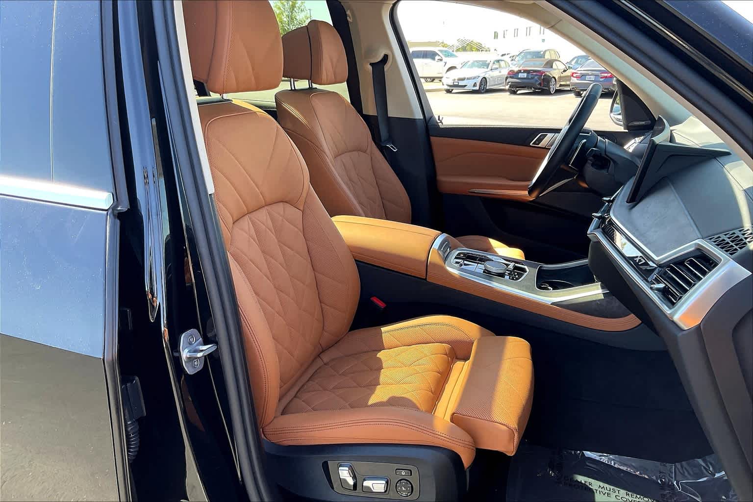 Vehicle image 9 of 37
