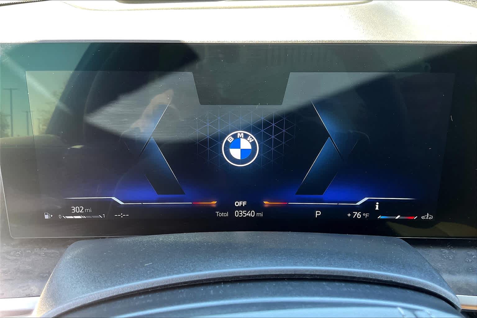 Vehicle image 20 of 37
