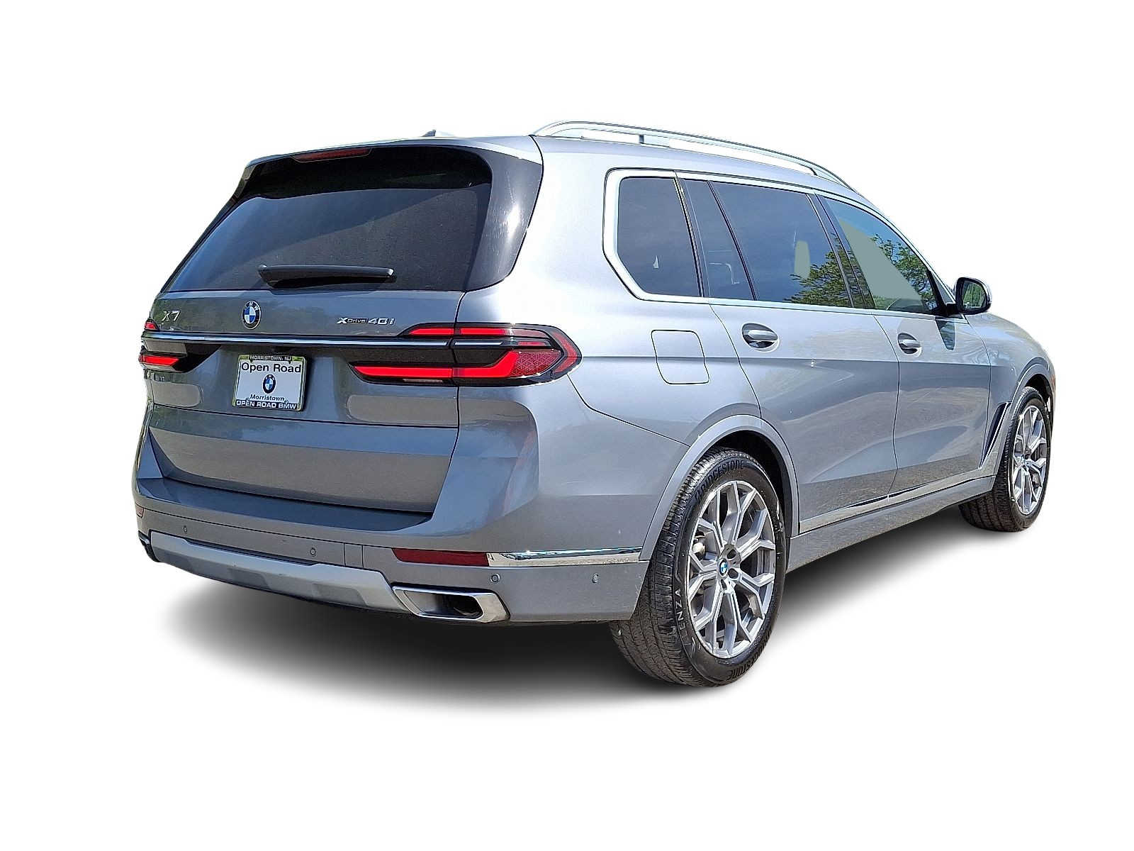 Vehicle image 5 of 32