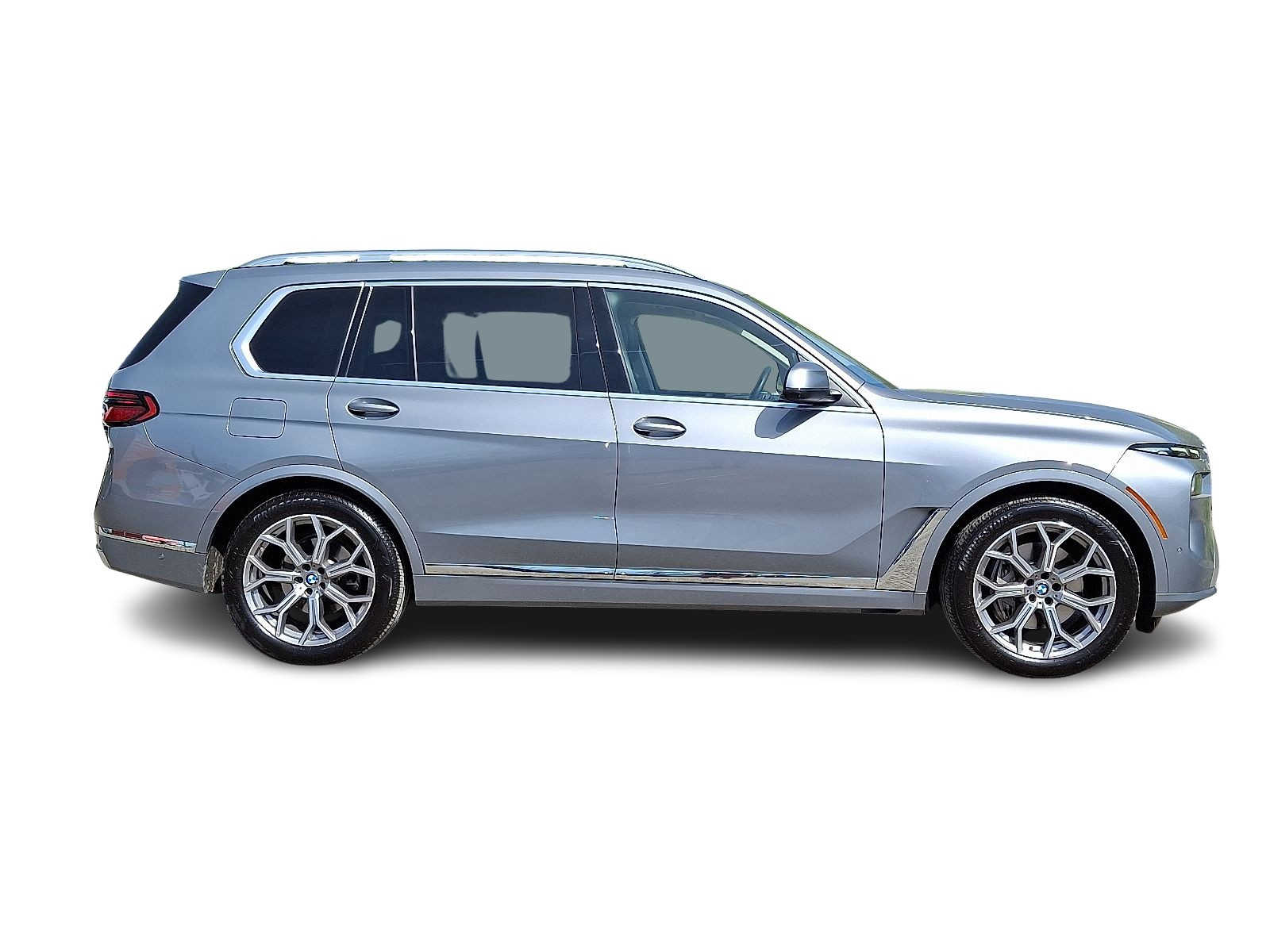 Vehicle image 4 of 32