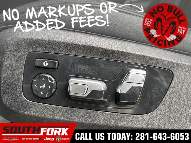 Vehicle image 21 of 29