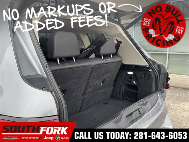 Vehicle image 24 of 29