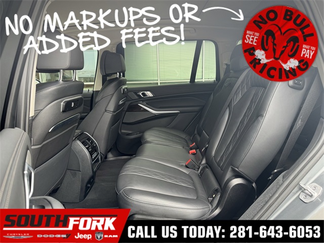 Vehicle image 22 of 29