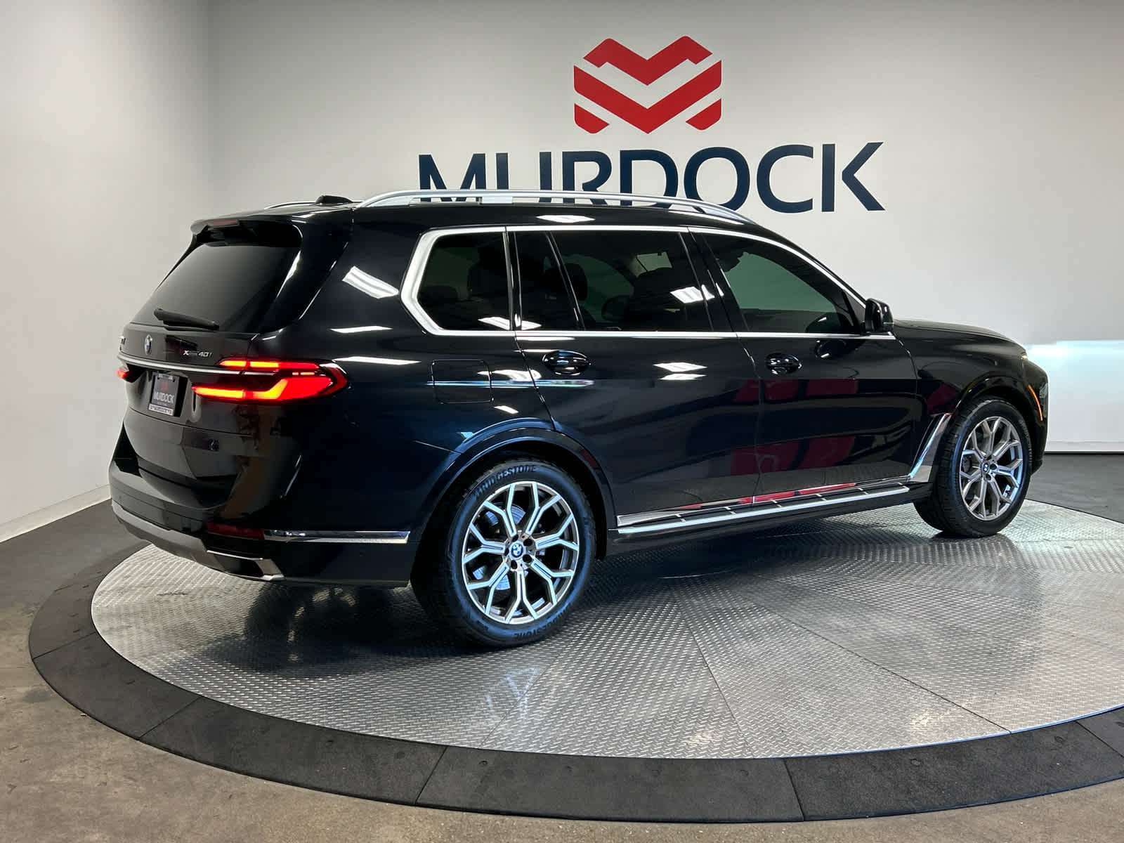 Vehicle image 19 of 55