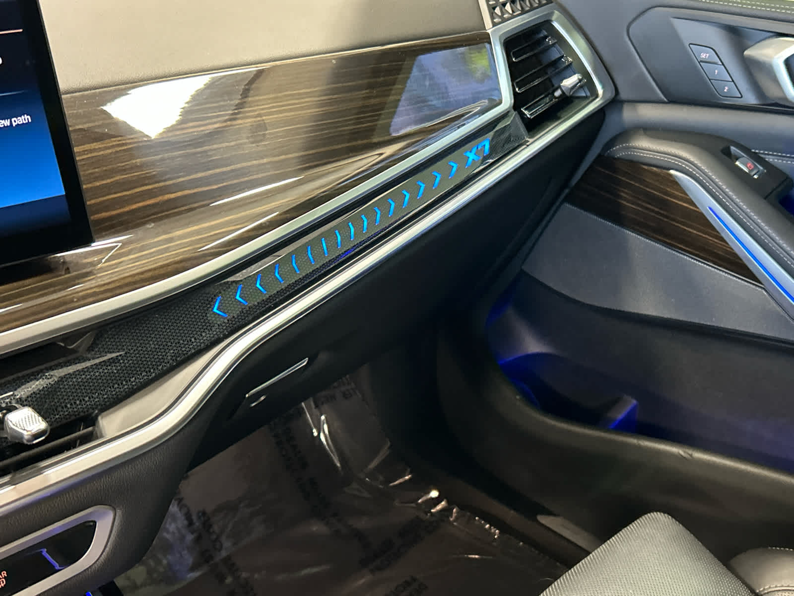 Vehicle image 44 of 55