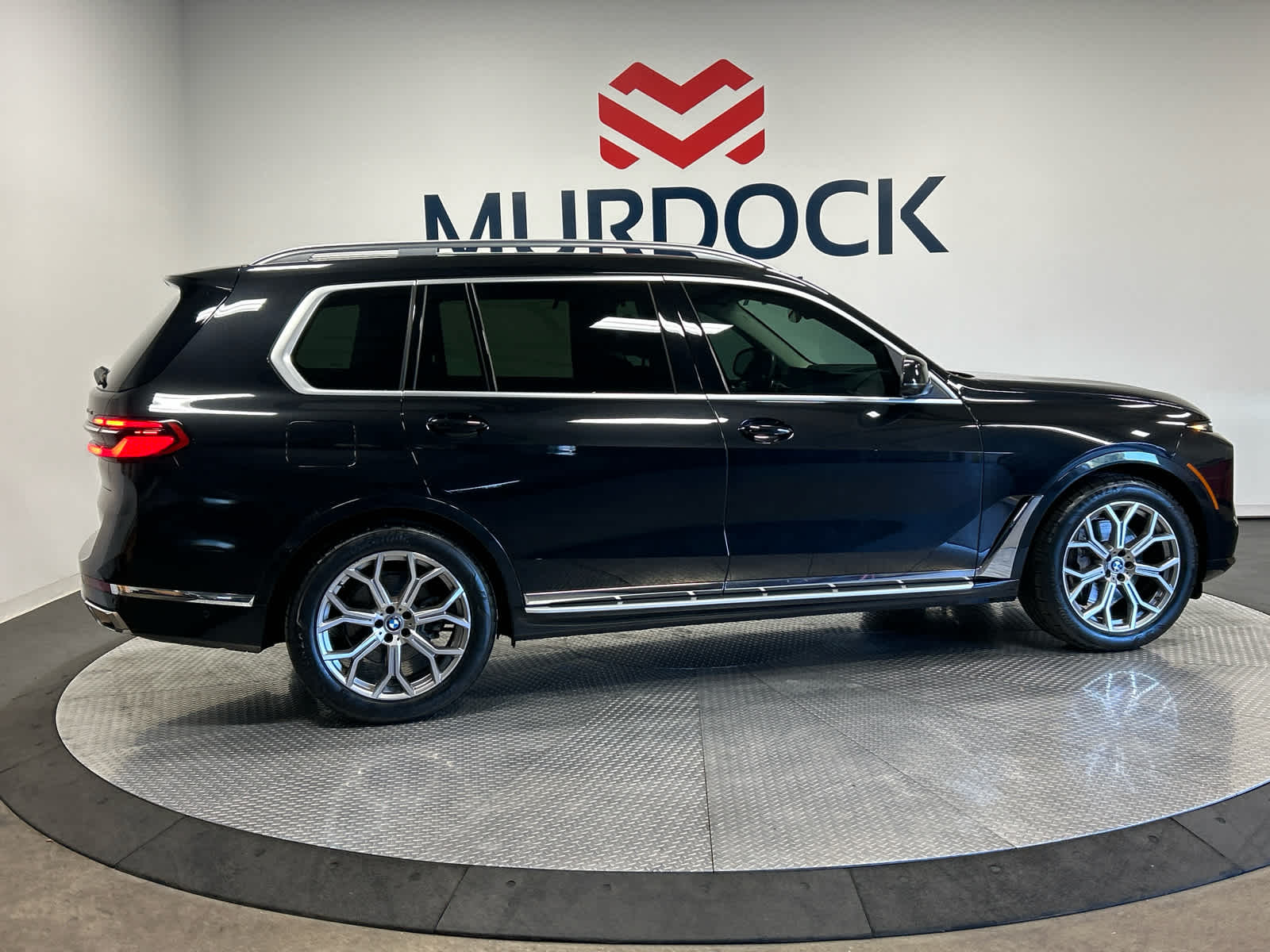 Vehicle image 15 of 55
