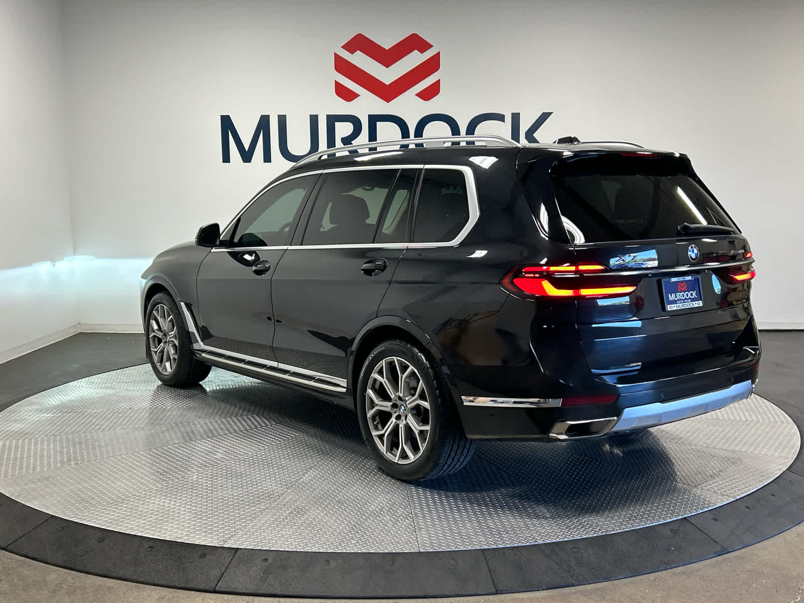 Vehicle image 22 of 55