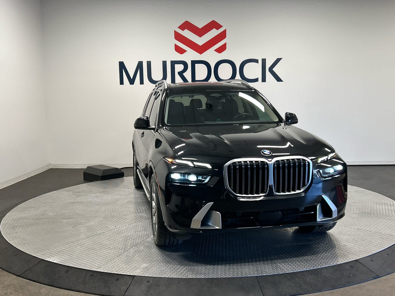 Vehicle image 11 of 55