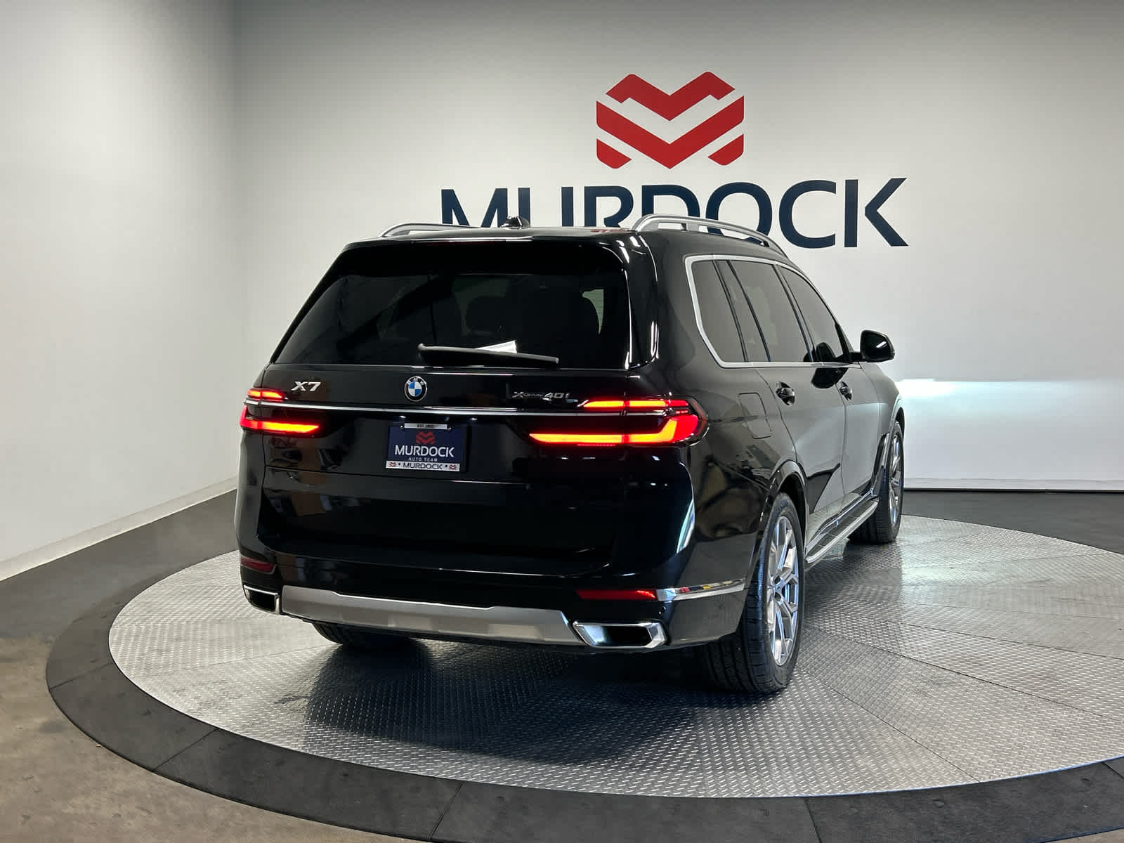 Vehicle image 18 of 55
