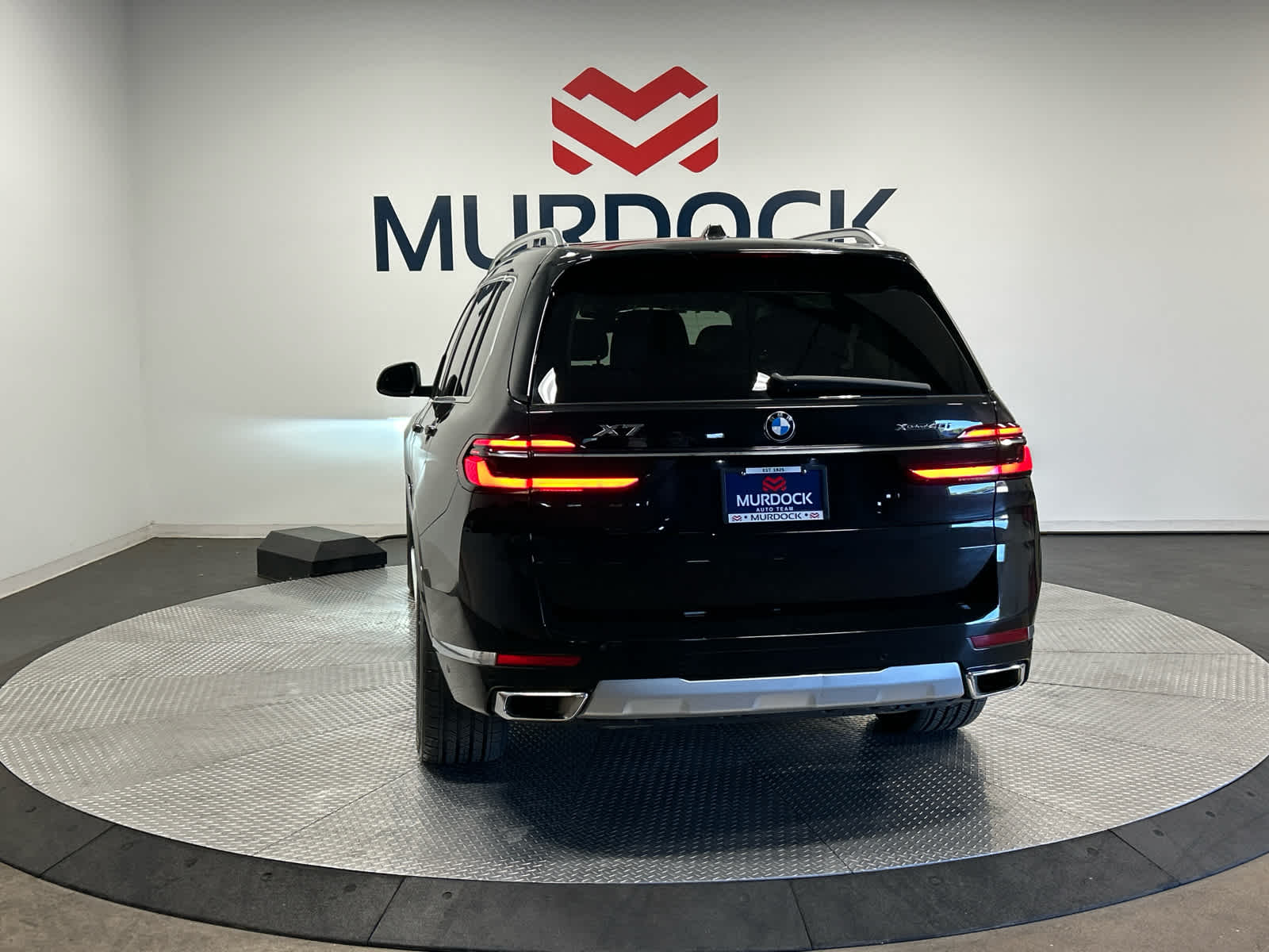 Vehicle image 21 of 55