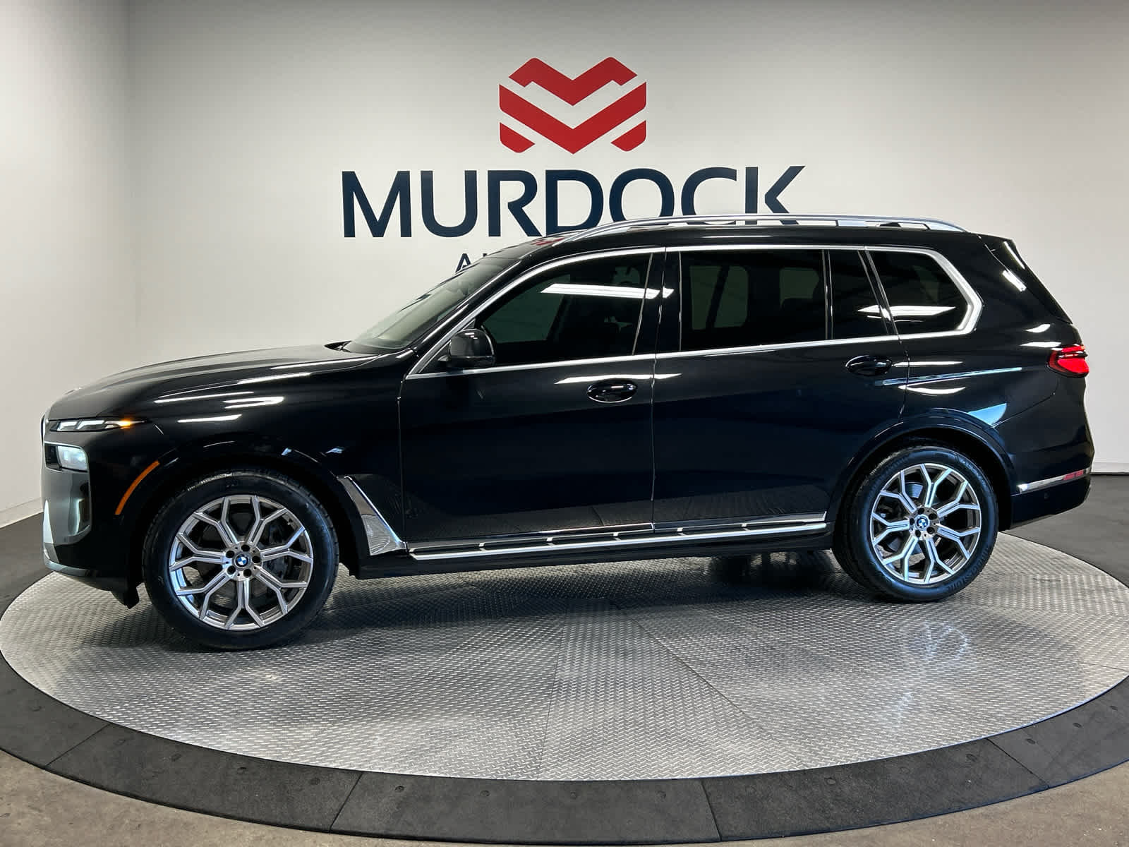 Vehicle image 6 of 55