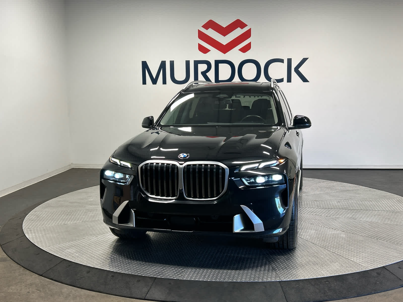 Vehicle image 8 of 55