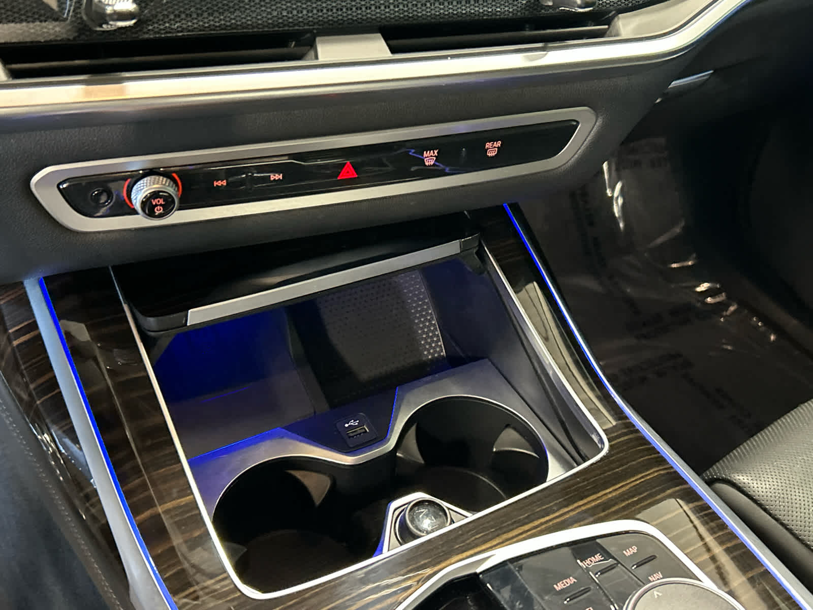 Vehicle image 42 of 55