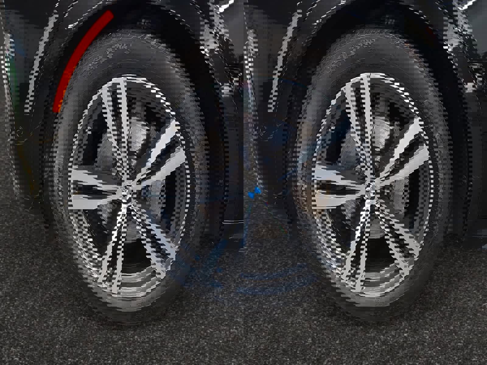 Vehicle image 7 of 20