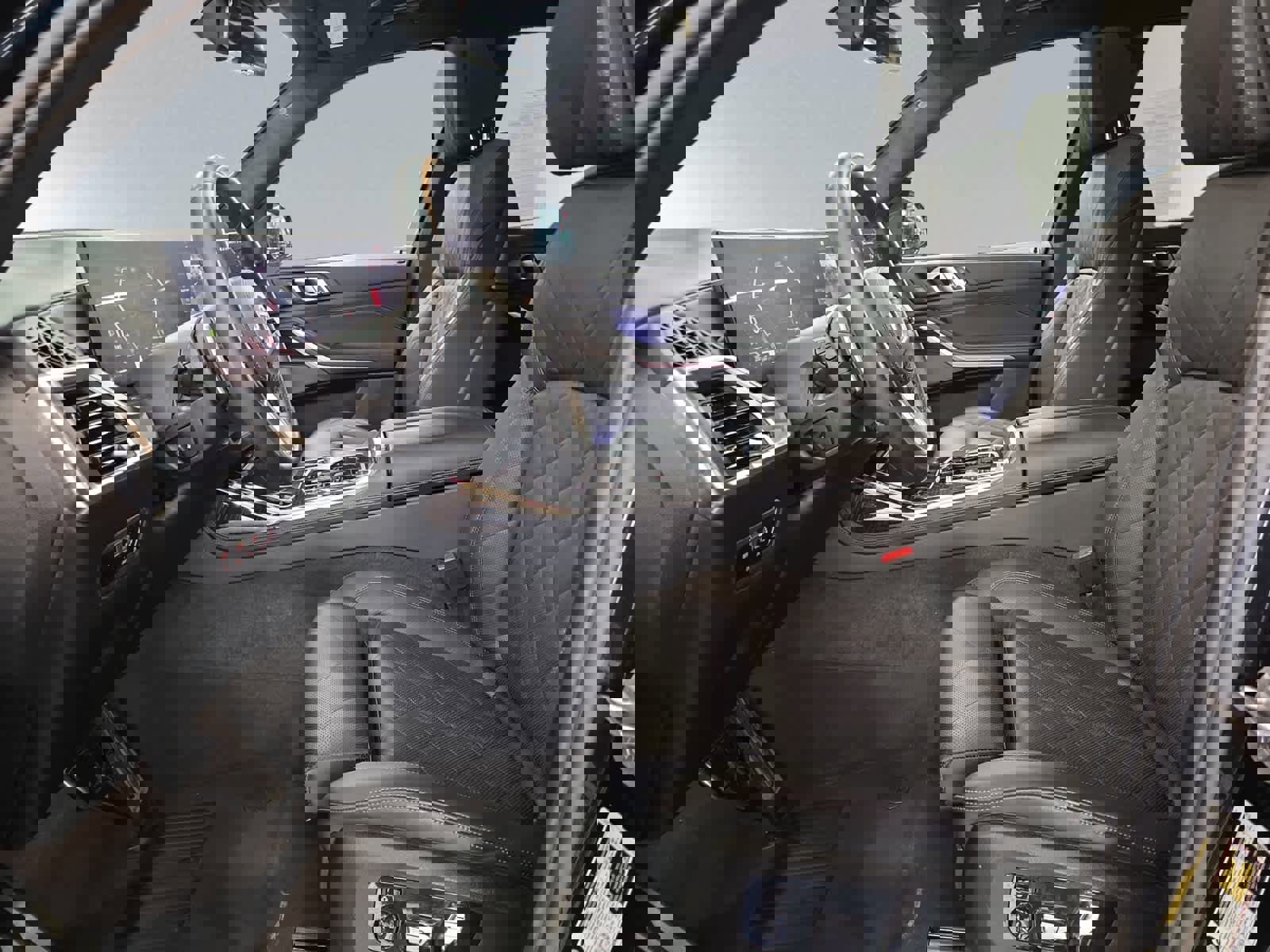 Vehicle image 11 of 20