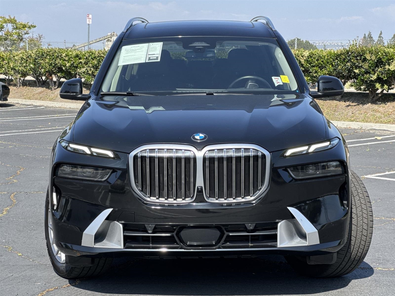 Vehicle image 2 of 39