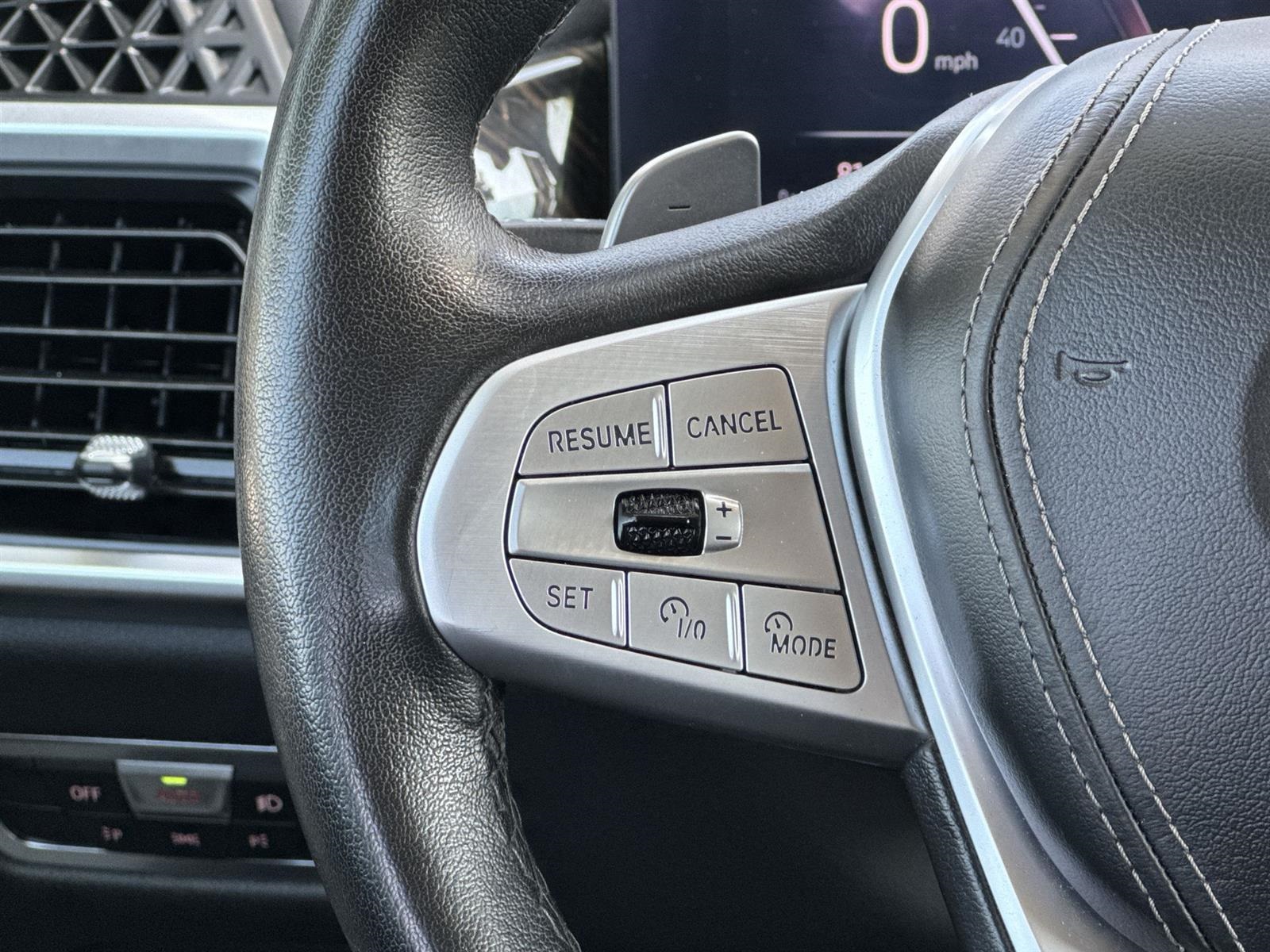 Vehicle image 11 of 39