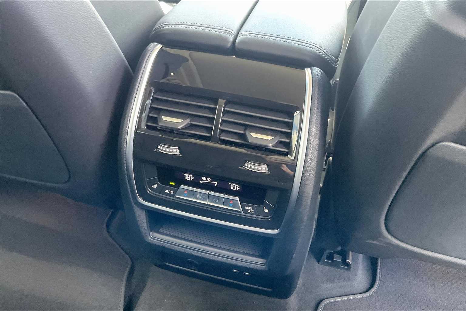 Vehicle image 33 of 33