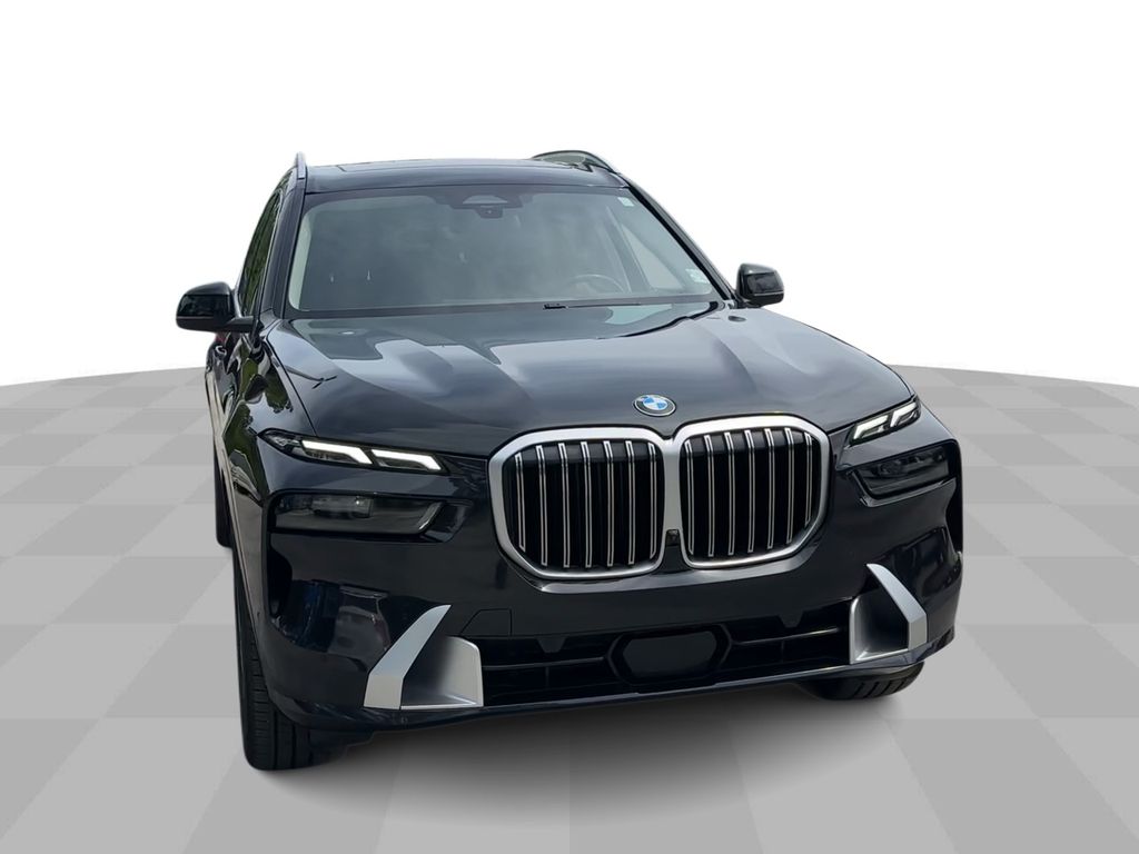 Vehicle image 5 of 36