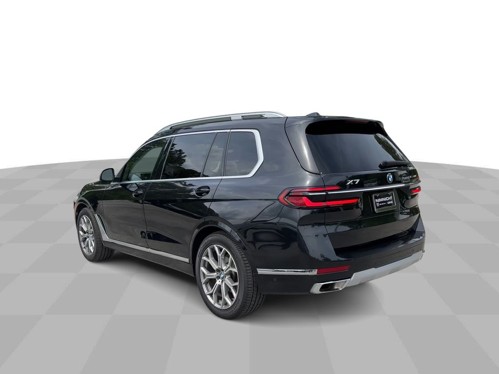 Vehicle image 8 of 36