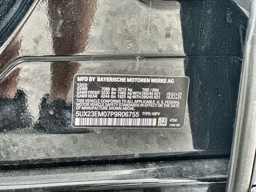 Vehicle image 35 of 36