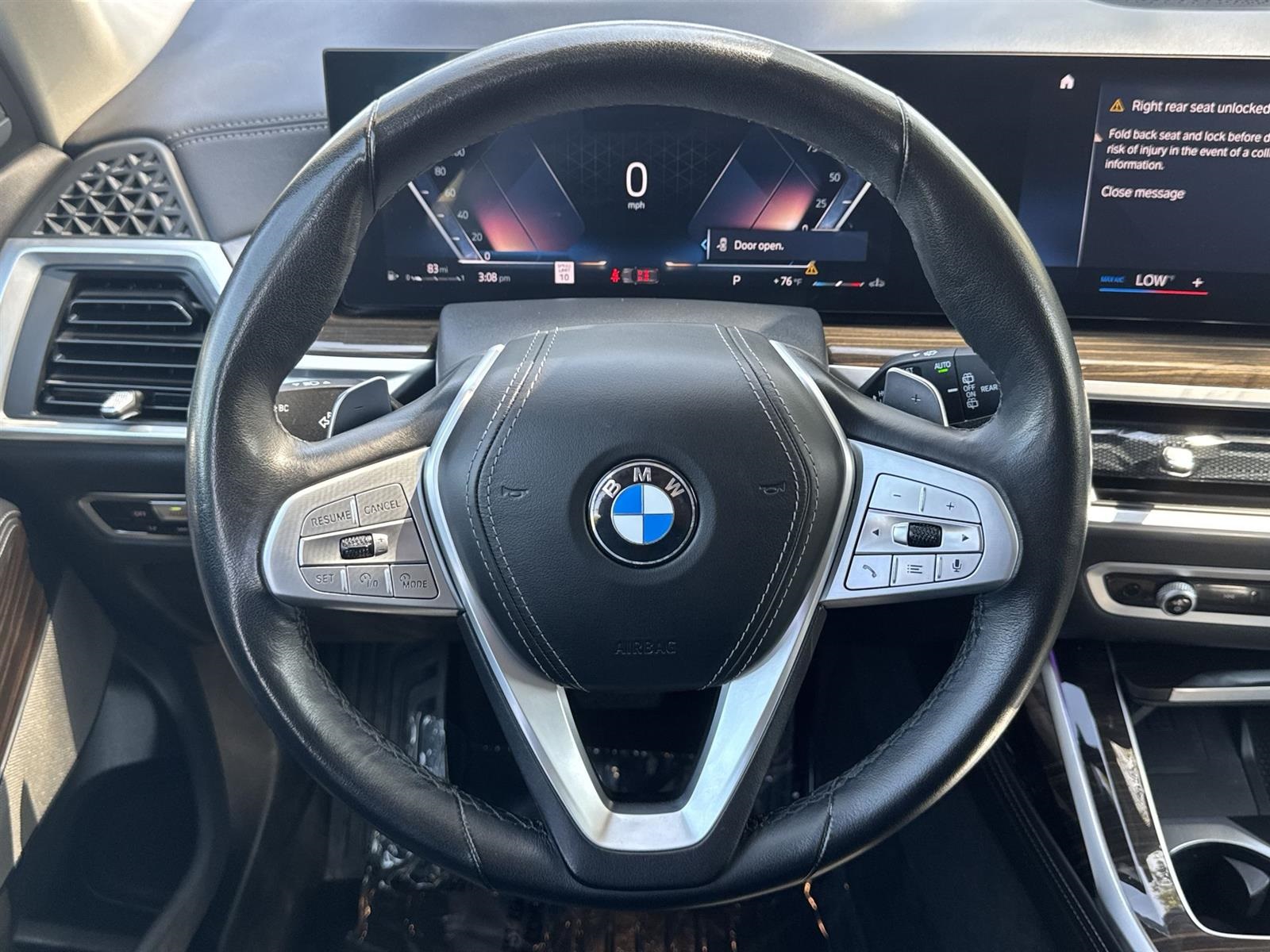 Vehicle image 10 of 36