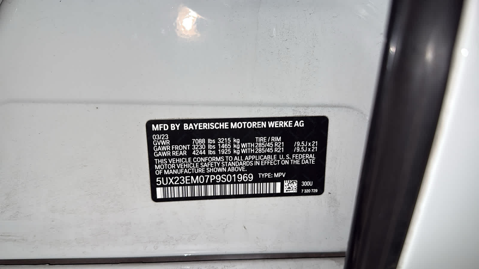 Vehicle image 11 of 34