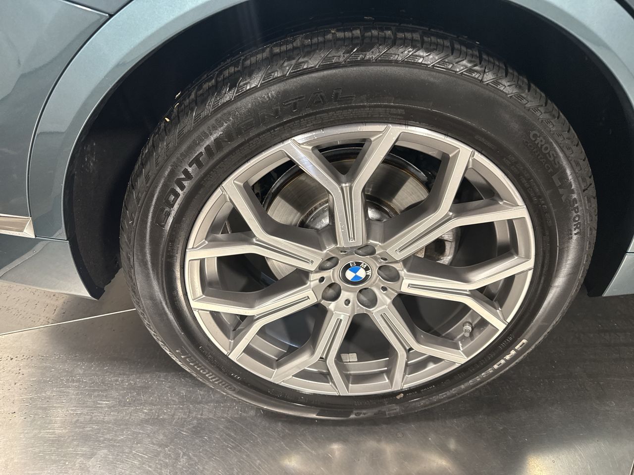 Vehicle image 12 of 36