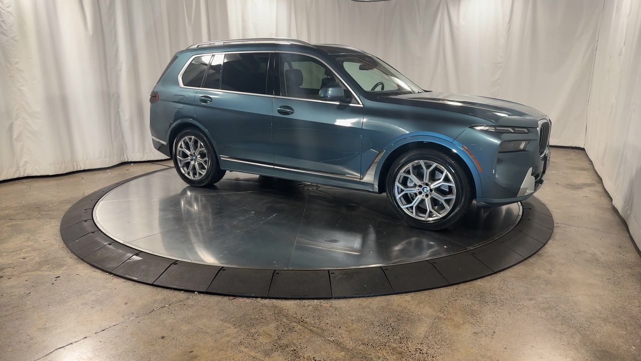 Vehicle image 5 of 36
