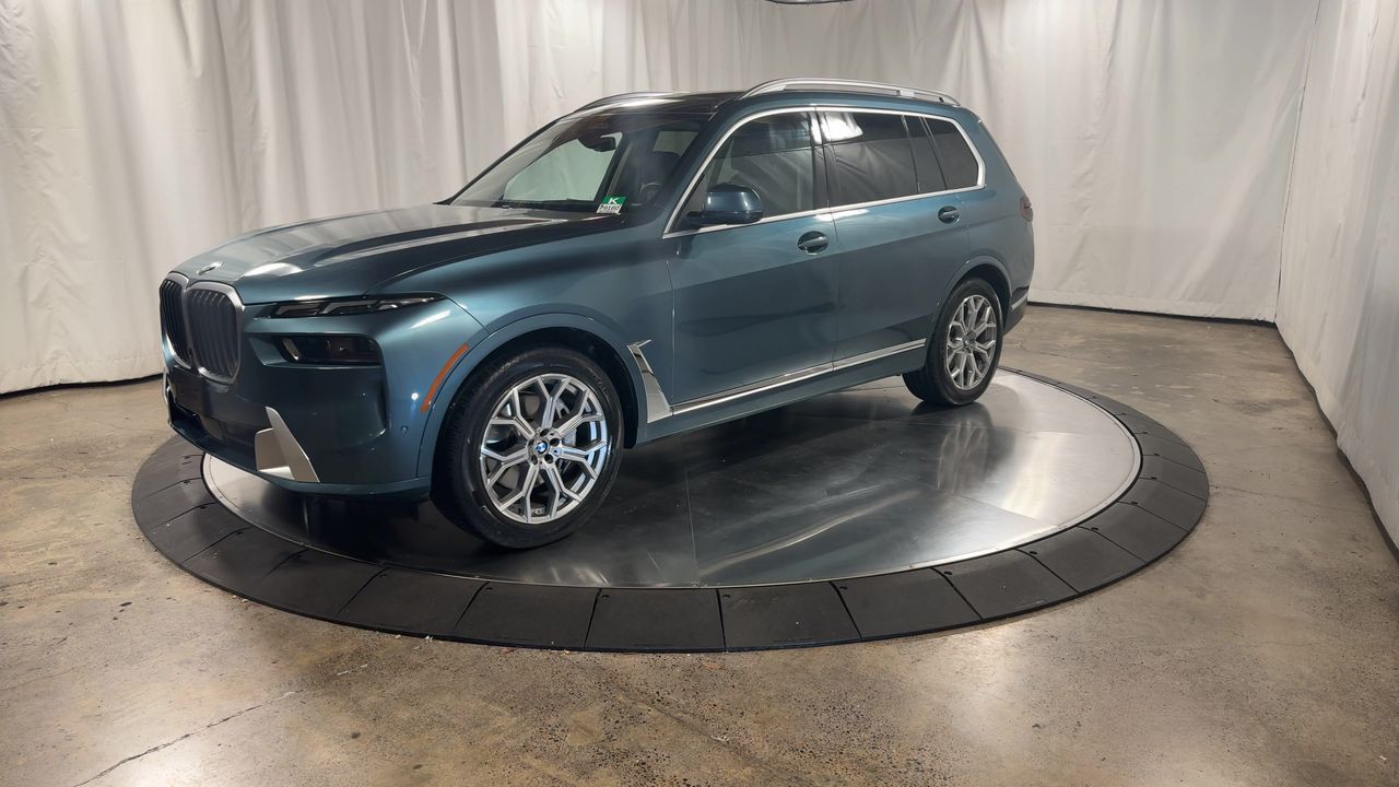 Vehicle image 2 of 36