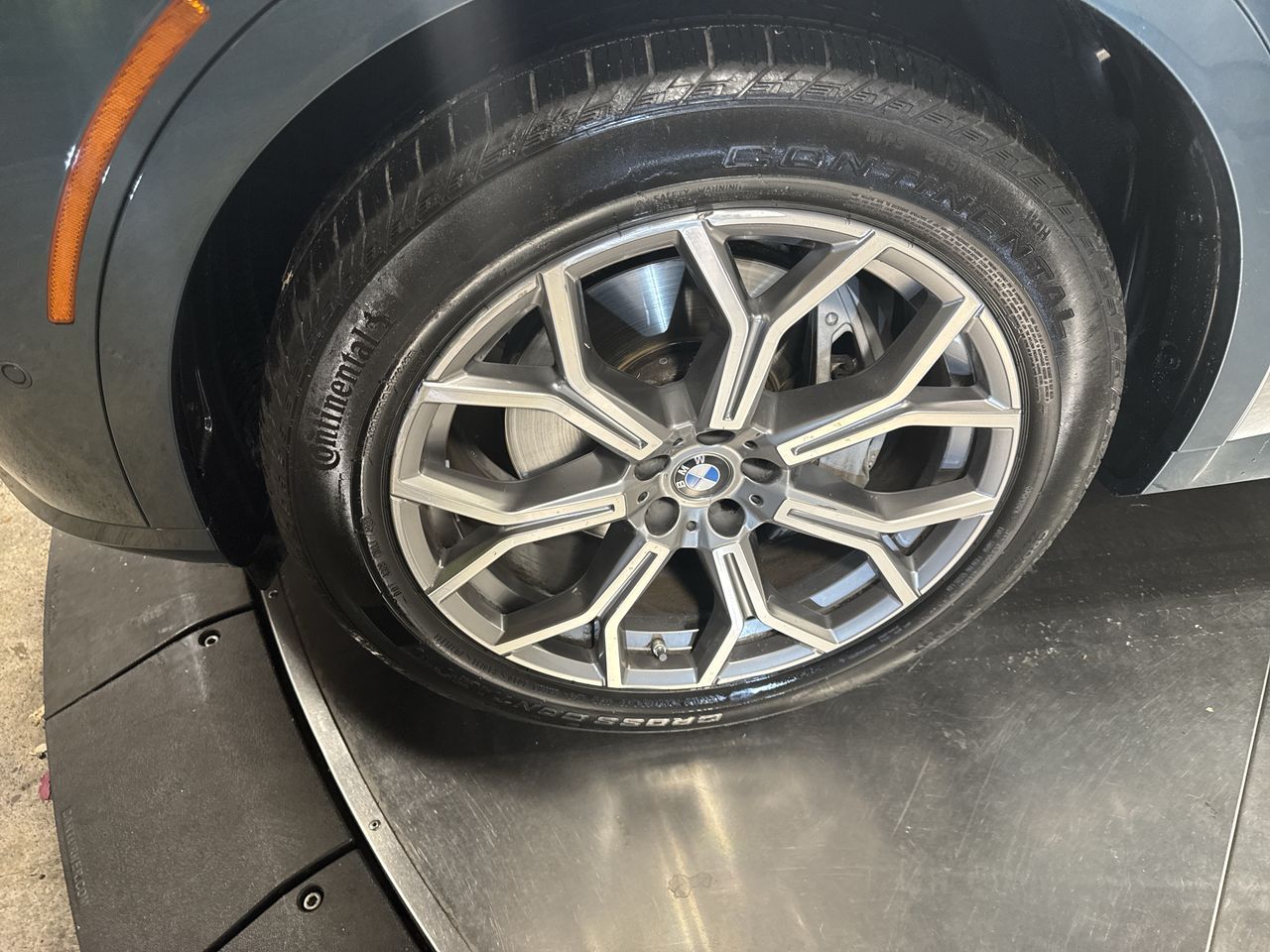Vehicle image 13 of 36
