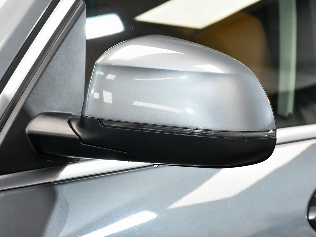 Vehicle image 86 of 100