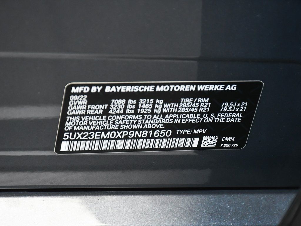Vehicle image 16 of 100