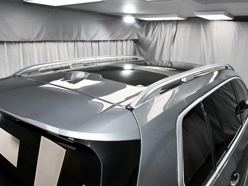 Vehicle image 95 of 100