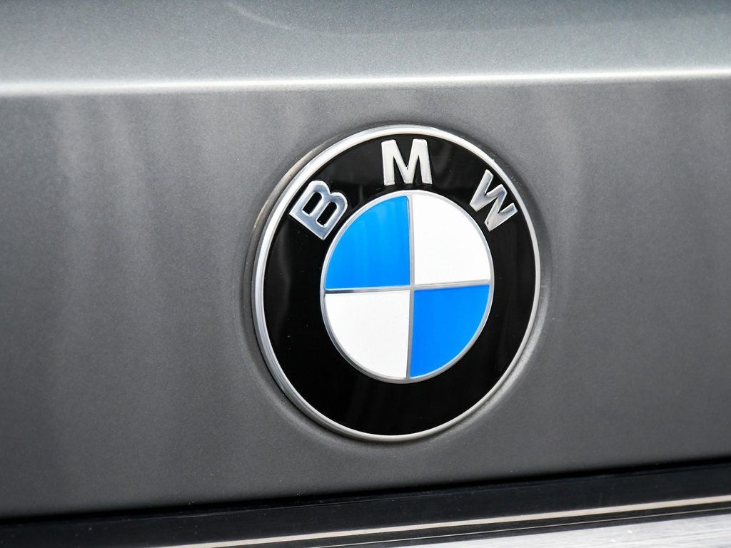 Vehicle image 100 of 100