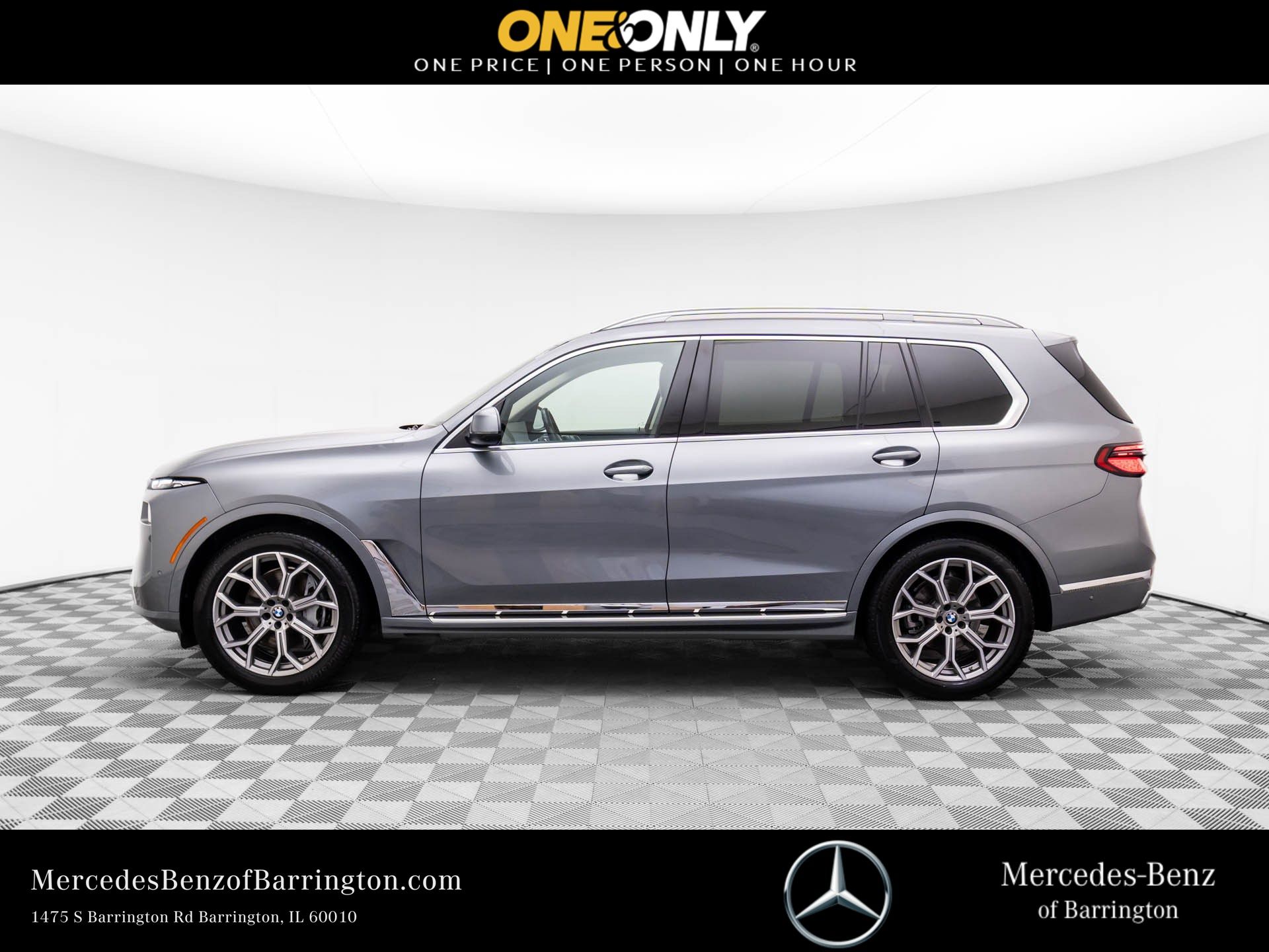 Vehicle image 11 of 40