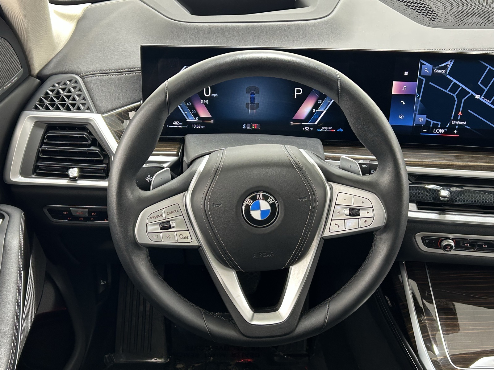 Vehicle image 12 of 44