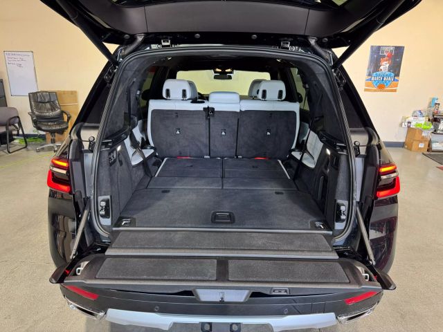 Vehicle image 26 of 26
