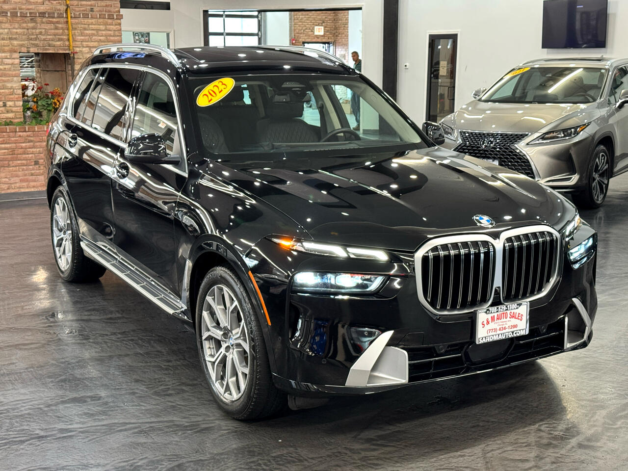 Vehicle image 9 of 54