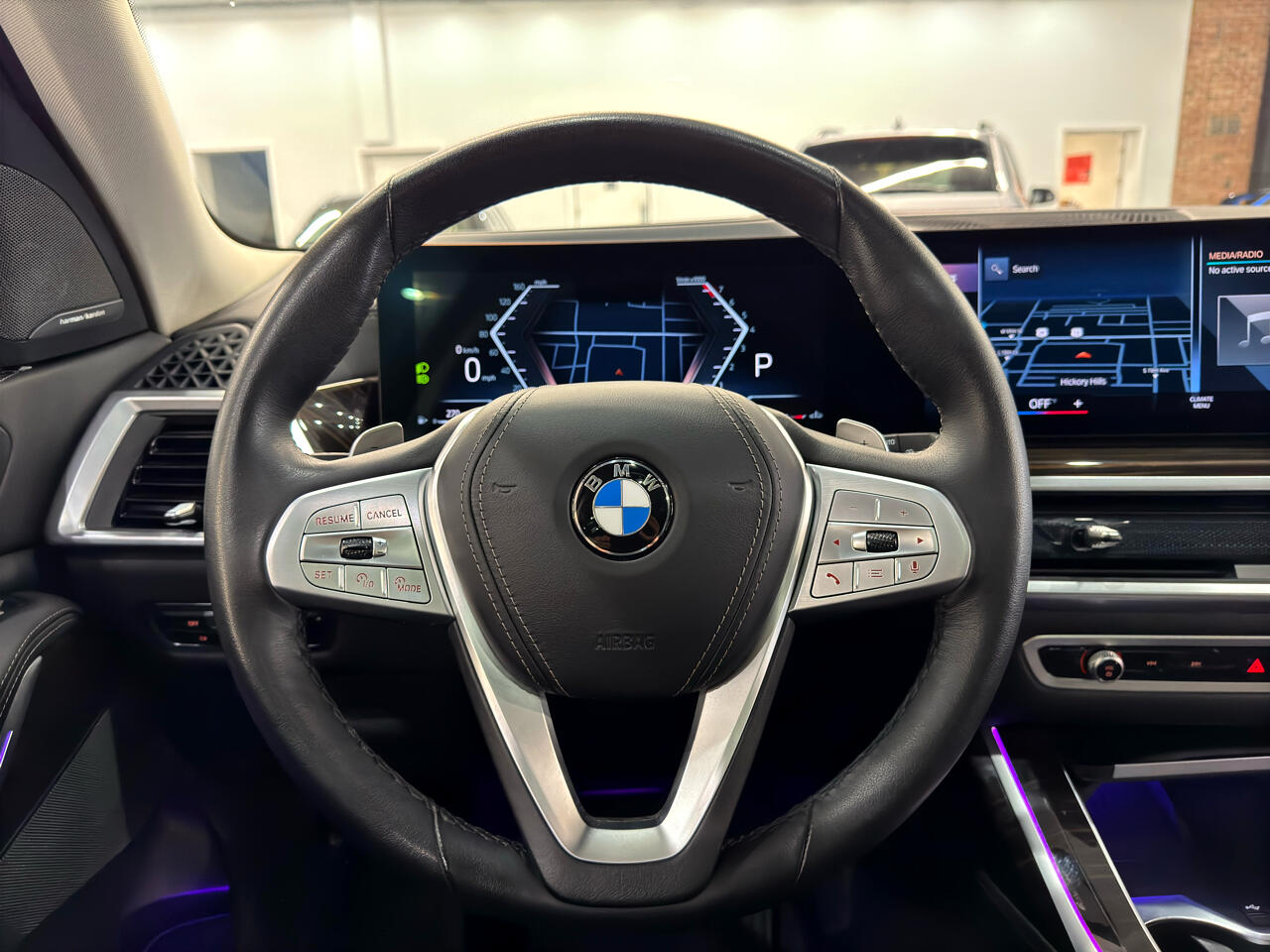 Vehicle image 39 of 54