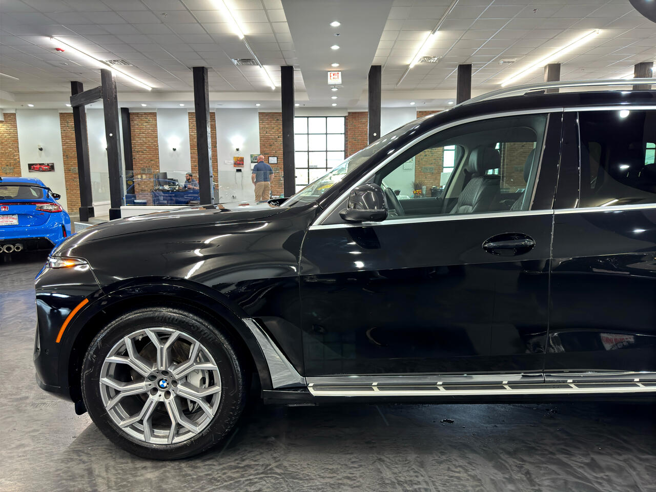 Vehicle image 20 of 54