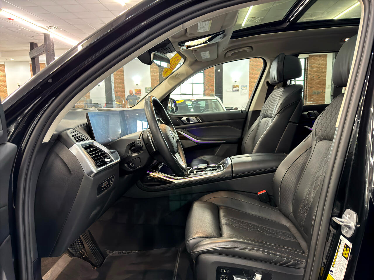 Vehicle image 24 of 54